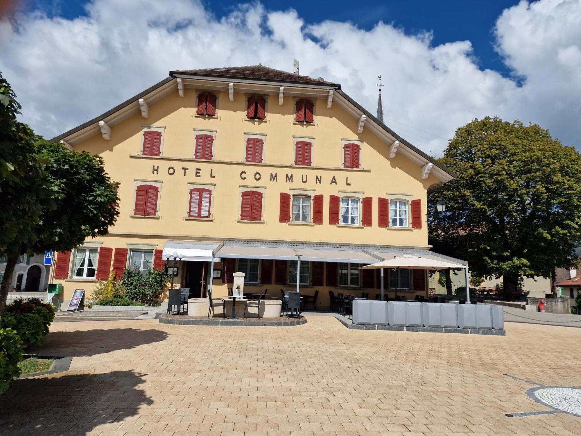Auberge De Ballens Buitenkant foto